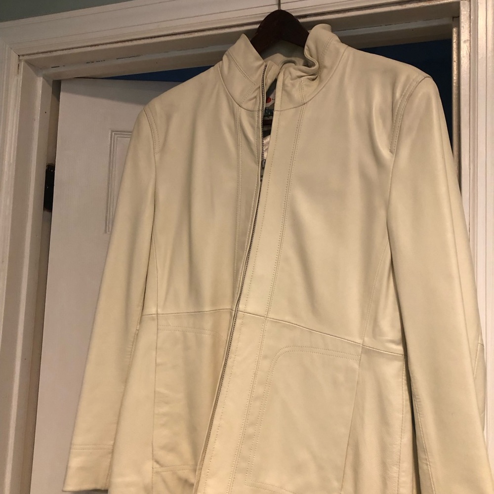 Elegant Cream Women's Jacket